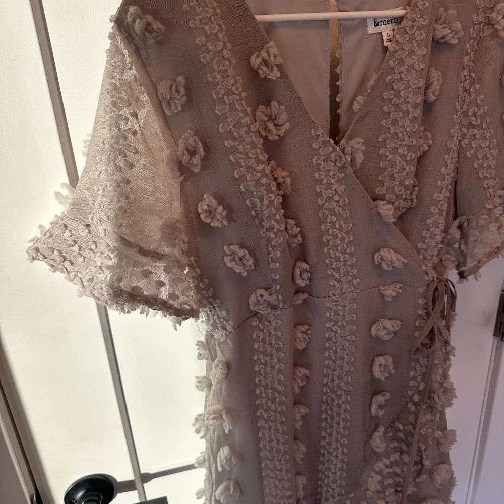 Dot Wrap Dress Gray Texture Large - Picture 4 of 6
